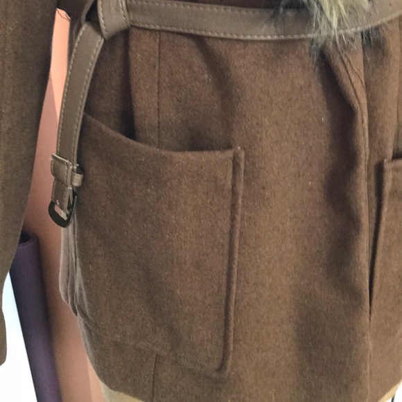 Worn once JOU JOU FAUX FUR JACKET - Picture 8 of 8